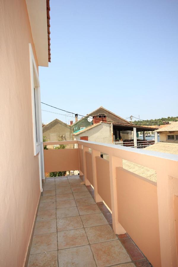 Apartments By The Sea Sali, Dugi Otok - 8121 외부 사진